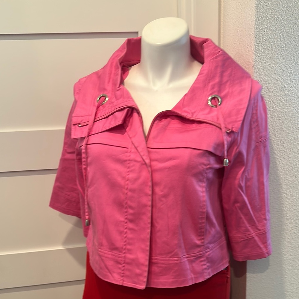 Pink Utility Jacket with Cropped Length and Collar Detail